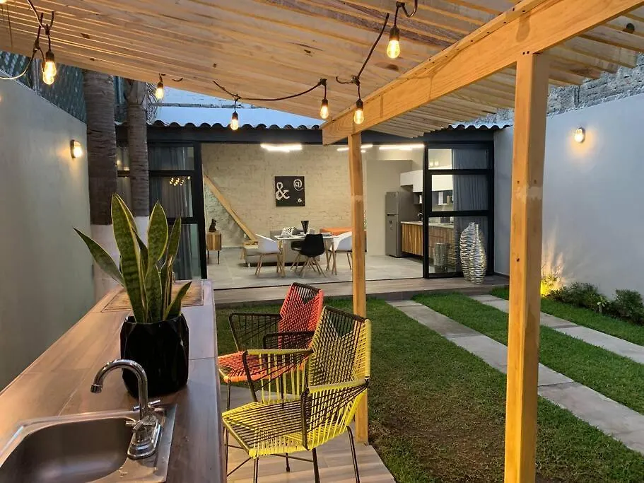 Begonias Loft Villa Guadalajara Nyaraló
