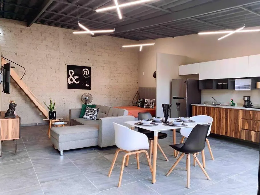 Begonias Loft Villa Guadalajara Nyaraló