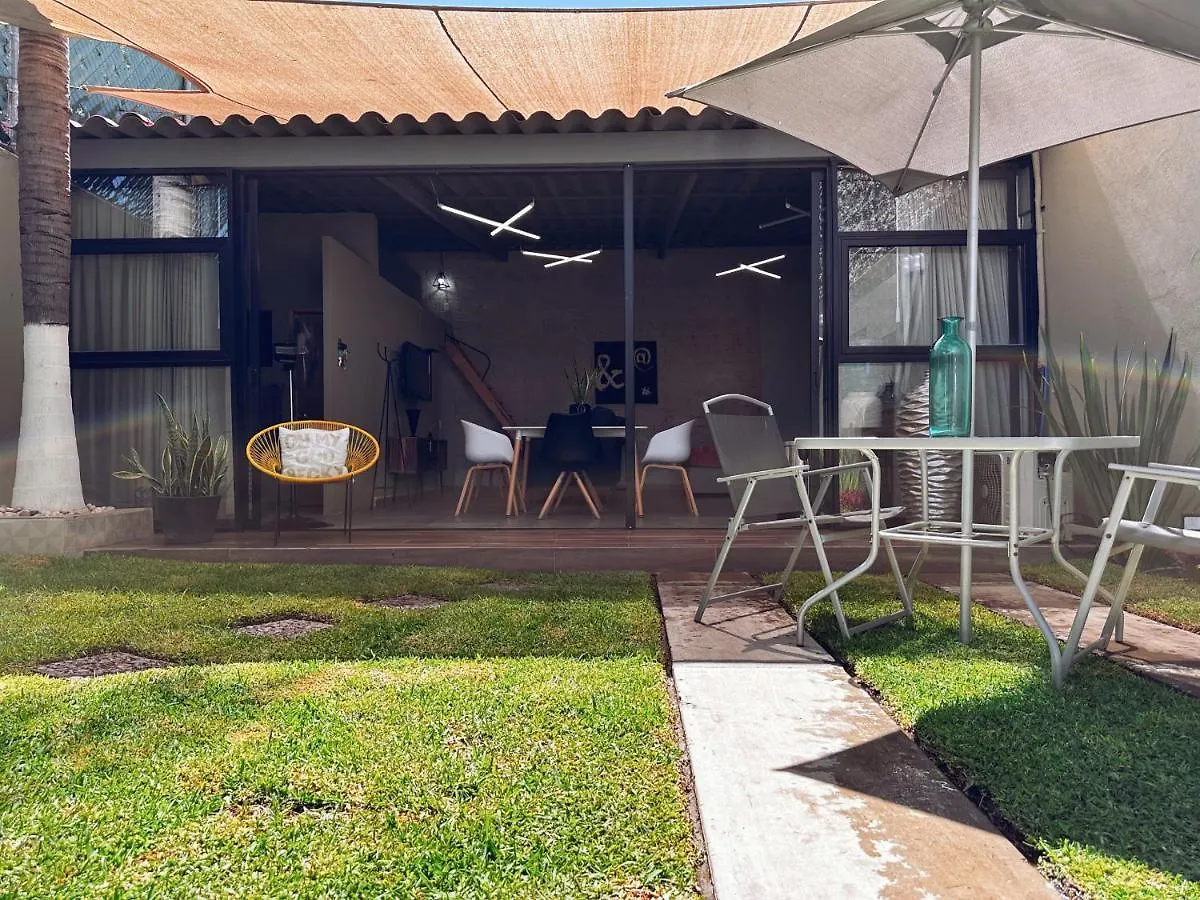 Begonias Loft Villa Guadalajara Nyaraló